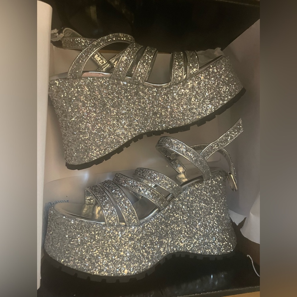 Brand New Delia’s Dollskill Silver Glitter Sandal Wedge Size 8